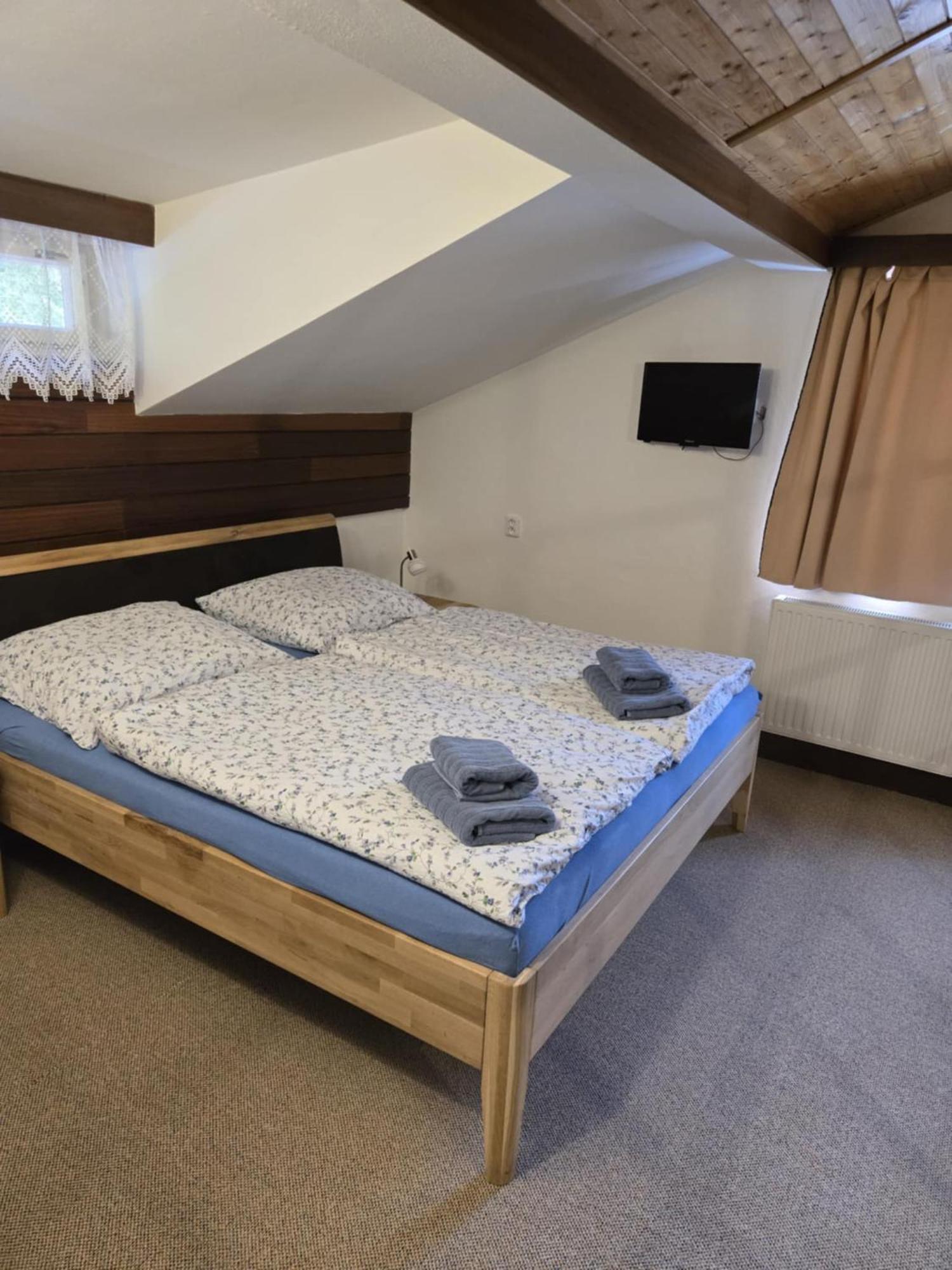 Vlachovice Hotel A Penzion Pegas מראה חיצוני תמונה